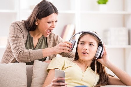 How to Deal With a Disrespectful Teenager: 10 Tips for Frustrated Parents